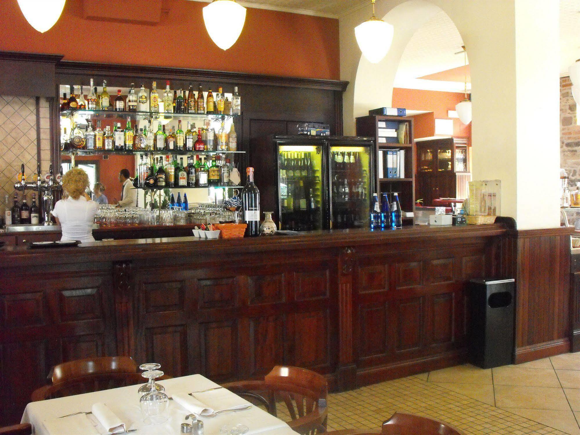 Il Vecchio Borgo Relais Hotel โกโม ภายนอก รูปภาพ