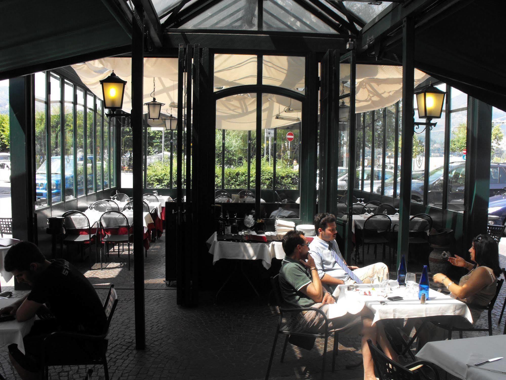Il Vecchio Borgo Relais Hotel โกโม ภายนอก รูปภาพ